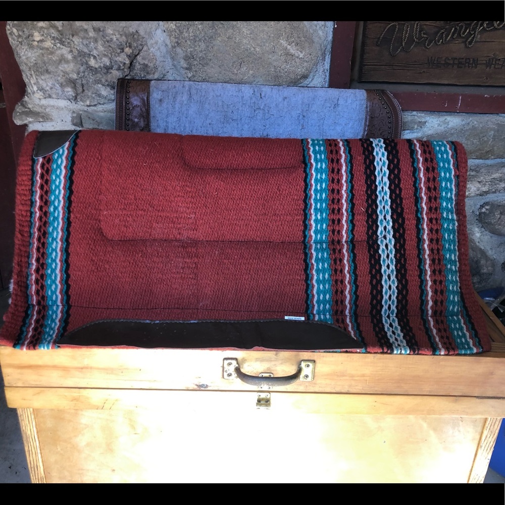 New western saddle pad
